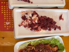 -养牛邓·潮汕牛肉海鲜自助火锅(广州店)