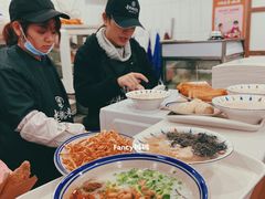 -正南齐北·老街糯米团(洪崖洞店)