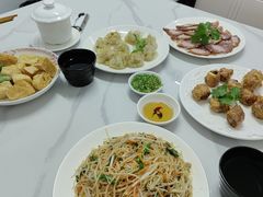 -正宗普宁豆干坊·洪记砂锅粥(红领巾路店)
