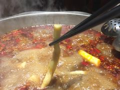 -小天鹅火锅·一线江景洪鼎旗舰店(洪崖洞店)