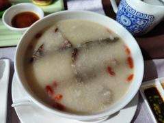 生滚猪润枸杞叶粥-汤臣·空中餐厅·严选粤菜(石湾世博广场店)