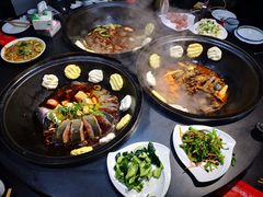 -缘福乡村铁锅炖民宿(八达岭店)