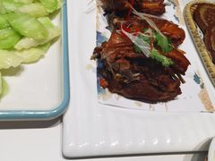 -三江源美食城