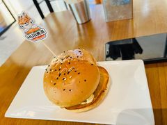 -HUZI虎滋精酿餐吧(京西大悦城店)