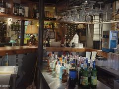 -临界音乐酒馆·小龙虾·江湖菜(华熙LIVE·鱼洞店)