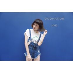 -God Hands发型设计复古会所