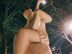 -人民防洪胜利纪念塔