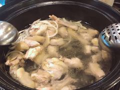 -东椰·海南椰子鸡火锅(朝阳门店)