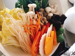 野菌小拼-享月汤皇·海鲜小火锅·聚会(曲江创意谷店)