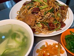 -易记皮肚面(明瓦廊店)