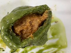 艾叶咸蛋黄肉松青团-王家沙点心店(南京西路总店)