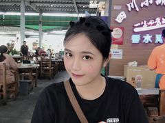 -四川小胡子海鲜(丁村万人海鲜广场店)