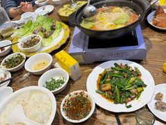 -乡土特色.冷锅鱼.牦牛肉汤锅