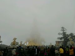 景点-峨嵋山金顶