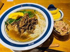 -霸蛮湖南菜·牛肉粉(荣京西街店)