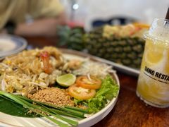 -Dang restaurant (patong phuket)