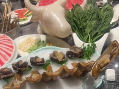 -德天肥牛海鲜火锅(城西银泰店)