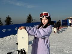 -浙东第一尖雪山欢乐谷