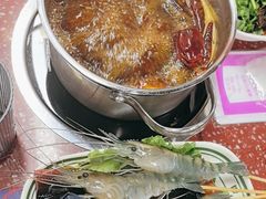 -四囍码头海鲜烧烤自助火锅(外滩南京东路悦荟广场店)