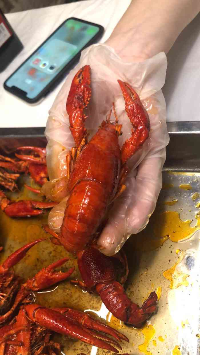 总体八错儿 非常喜欢他们家的小龙虾!还有蘸料!