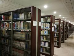 -武汉大学图书馆·文理学部总馆