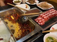 -百年川椒重庆老火锅(光谷店)
