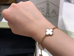 -梵克雅宝(国贸商城店)