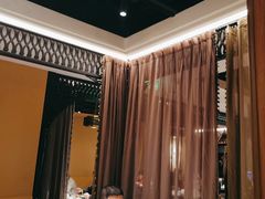 -耶里夏丽·丝路国际新疆菜·清真食品(徐汇南丹东路臻选店)