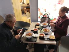 -乡村基(两江新区黄山大道第二餐厅)