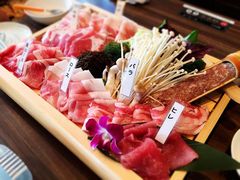 -我那覇豚肉店(カフーナ旭橋店)