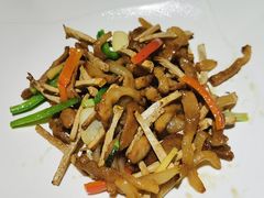 穗香头菜炒莺嘴-味可道美食坊(福基路店)