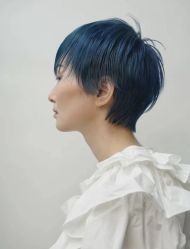 -变画·发型STUDIO