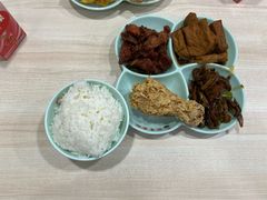 -晓宇盒饭(民安街店)