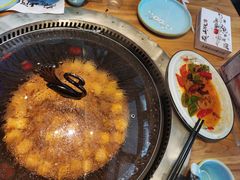 -山河屯铁锅炖·非遗东北菜(南山店)