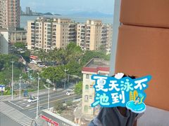 -珠海拱北口岸希尔顿欢朋酒店