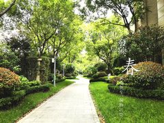 -必胜客(松江三湘宅急送店)