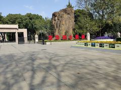 -上海市龙华烈士陵园