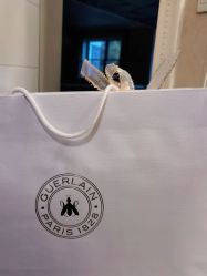 -法国娇兰精品店