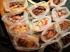 -绝味鸭脖(夜宵鸡·龙湖时代天街A馆店)