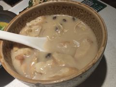 老济南甜沫-闫府私房菜·百年鲁菜(恒隆店)
