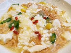 芙蓉蛋白扒腐皮-港丽餐厅(高德置地店)