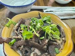 -小杨翘脚牛肉