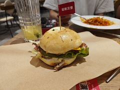-必胜客(大观天地店)