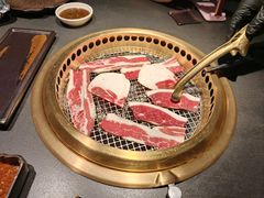 -铭牛烧肉·和牛海鲜自助(高新月牙湖店)