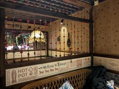 -老牌坊云南鱼豆花火锅(嵩山店)