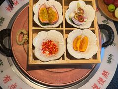 -菌自由丨野生菌火锅特色庭院餐厅(丽江古城店)