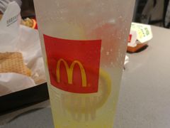 -麦当劳(南京南站站外店)