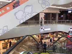 -中百仓储超市有限公司(越秀星汇维港店)