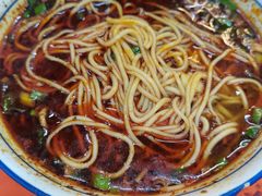 -陆元丰·兰州纯汤牛肉面(自强西路店)