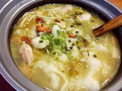 -周鱼小馆石锅酸菜鱼(活力汇店)